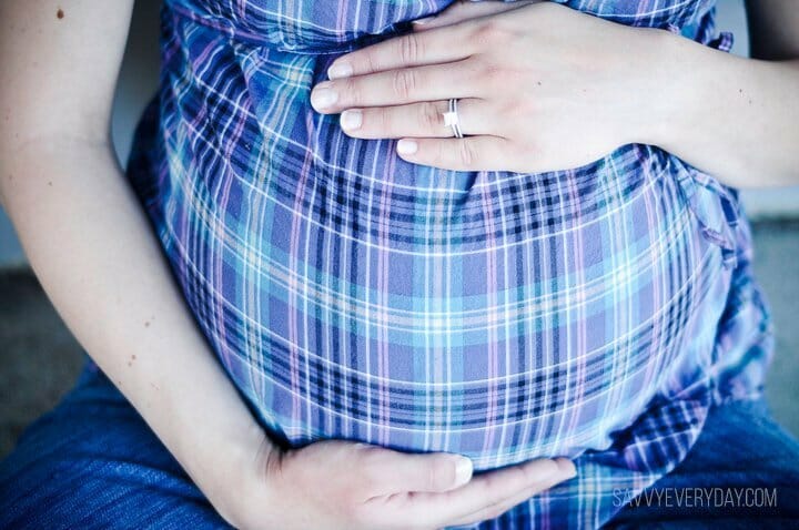 maternity photo of hands on belly